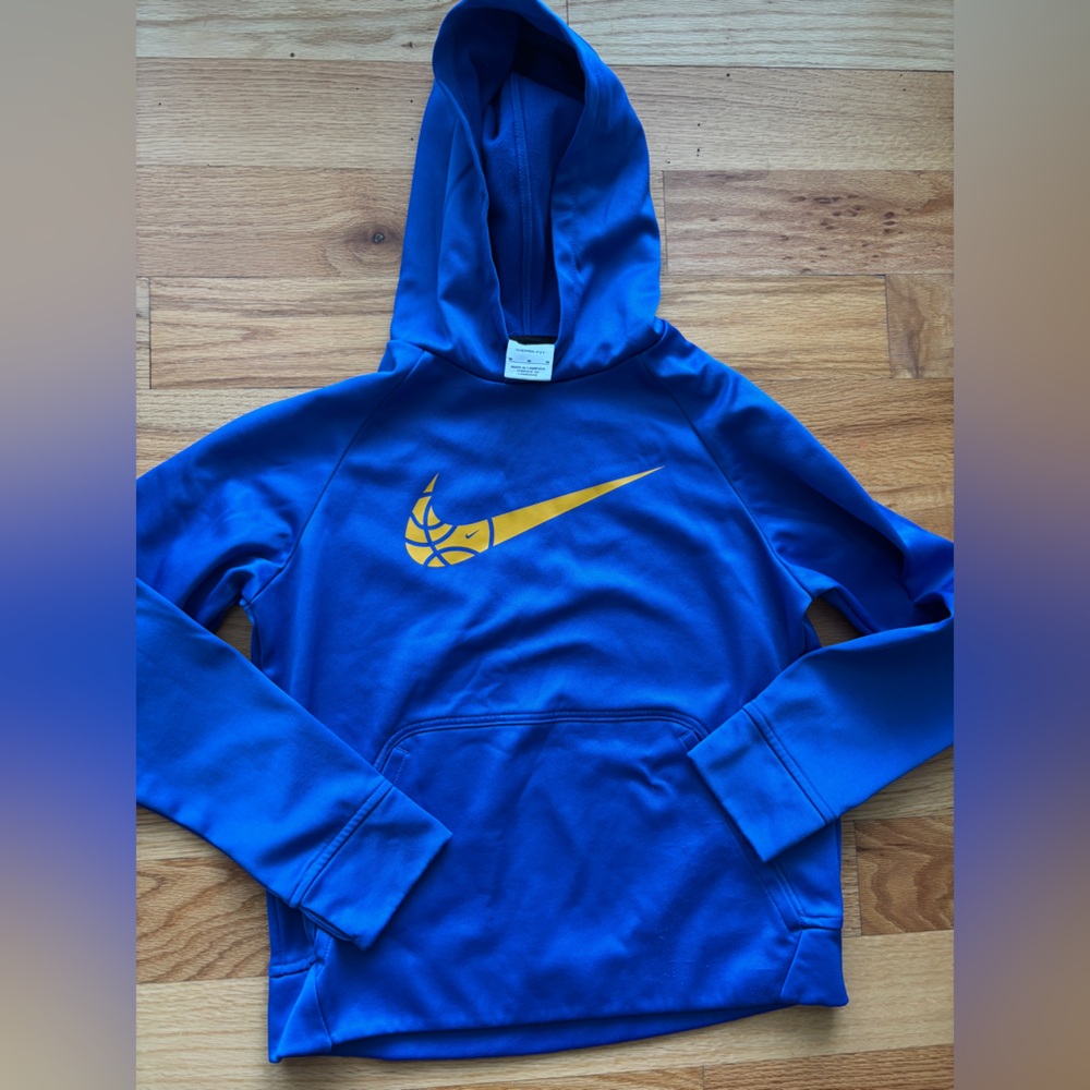 Nike Therma-FIT Basketball Hoodie